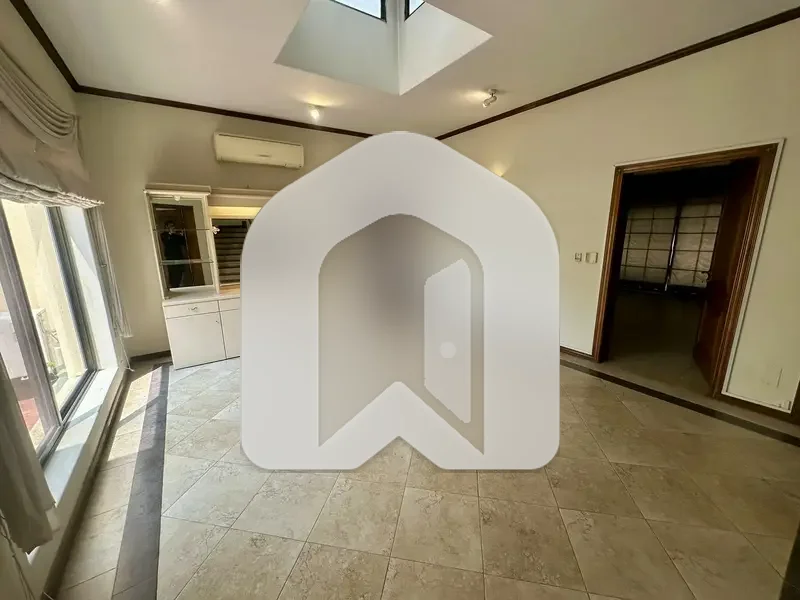 House For Rent In F-7 On Prime Location, photo 14