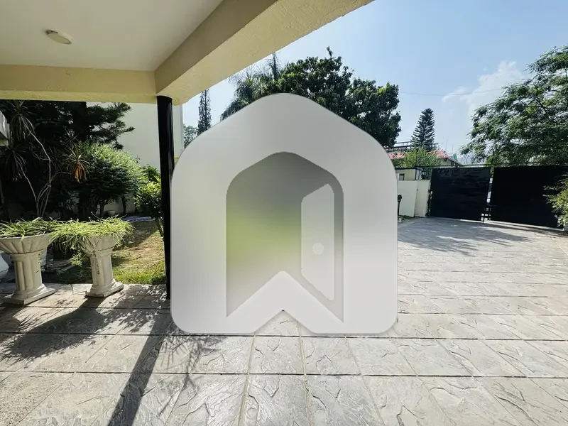 2 Kanal House For Rent In F-8 On Prime Location