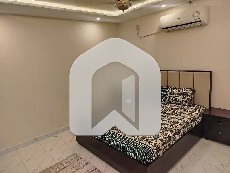 Luxury 1-Bed Apartment For Rent In Gulberg Islamabad, photo 8