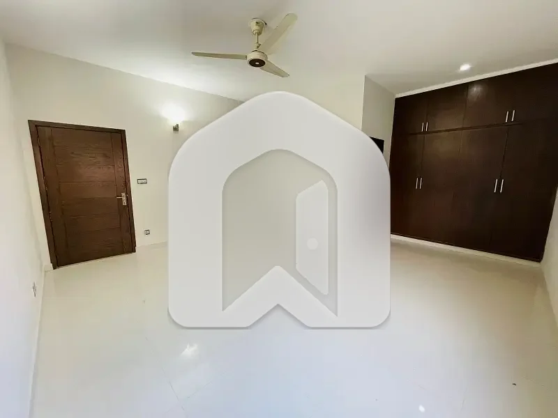 Luxury House Front Back Garden On Prime Location Available For Rent In Islamabad, photo 18