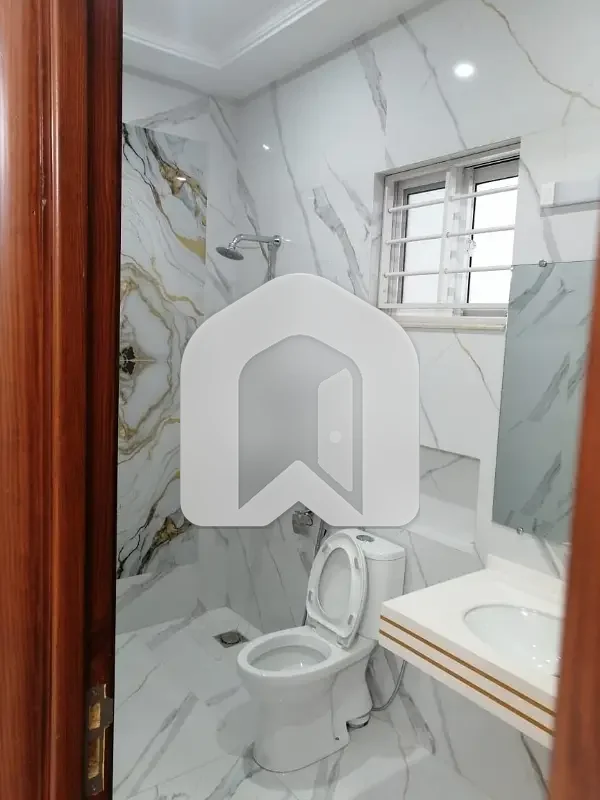 Beautiful Brand New House For Rent, photo 15